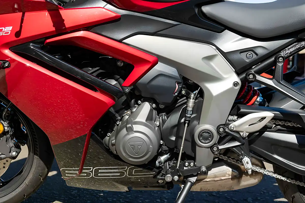 Used 2024 Triumph Daytona 660 Carnival Red / Sapphire Black - Interior and Exterior details 10