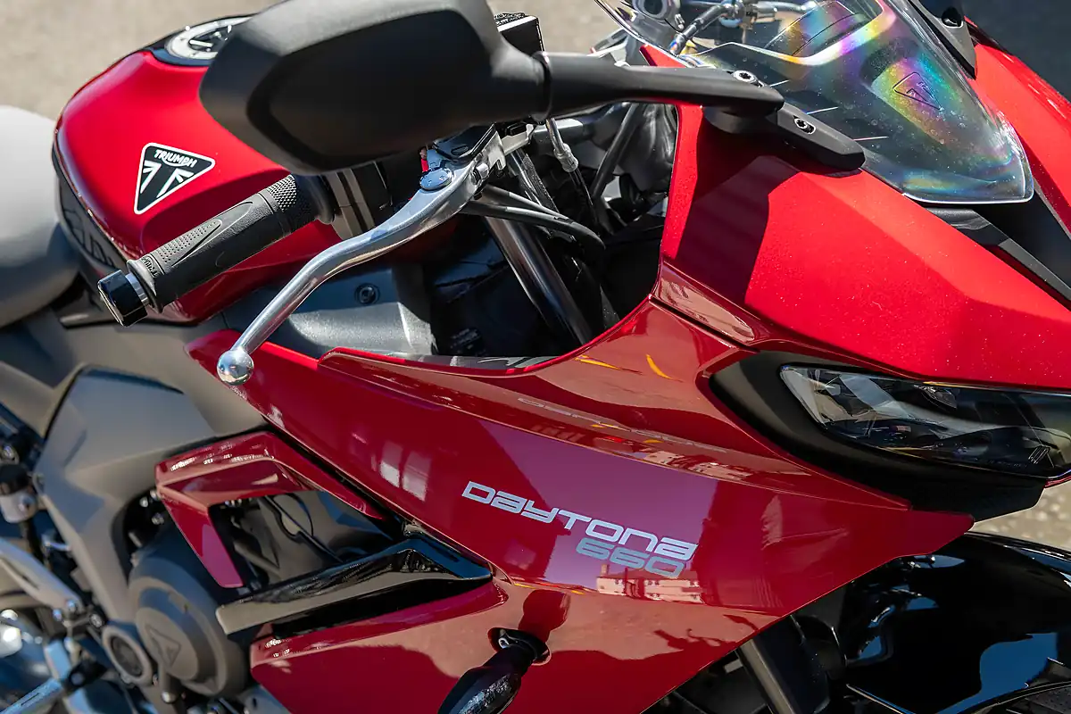 Used 2024 Triumph Daytona 660 Carnival Red / Sapphire Black - Interior and Exterior details 19
