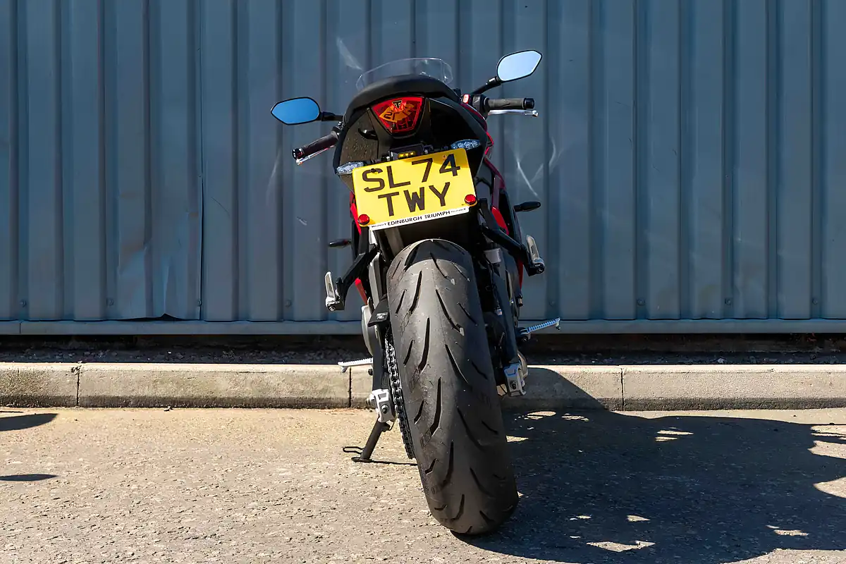 Used 2024 Triumph Daytona 660 Carnival Red / Sapphire Black - Interior and Exterior details 7