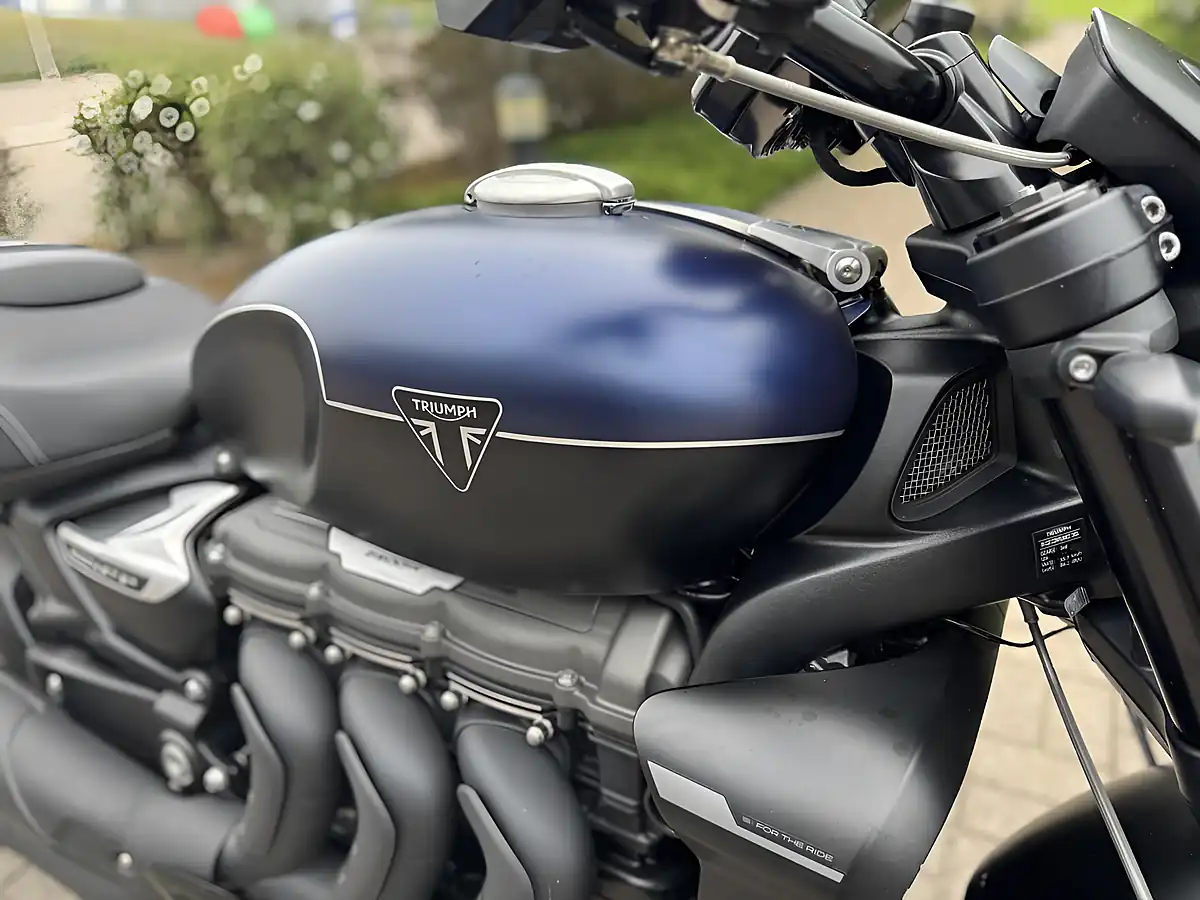 Used 2024 Triumph Rocket 3 R Blue/Black - Interior and Exterior details 13