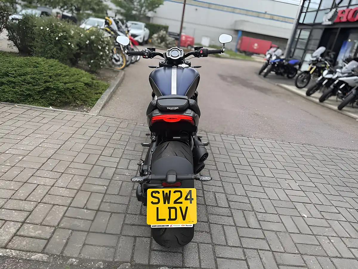 Used 2024 Triumph Rocket 3 R Blue/Black - Interior and Exterior details 9