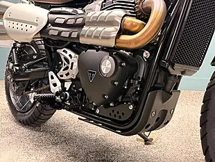 Used 2024 Triumph Scrambler 1200 X Black - Interior and Exterior details 12
