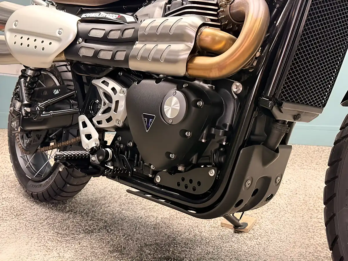 Used 2024 Triumph Scrambler 1200 X Black - Interior and Exterior details 12