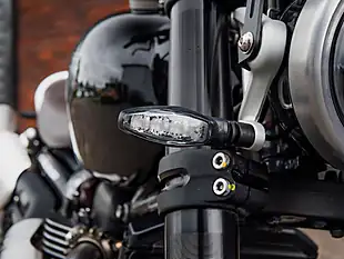 Used 2024 Triumph Scrambler 1200 X Sapphire Black - Interior and Exterior details 6