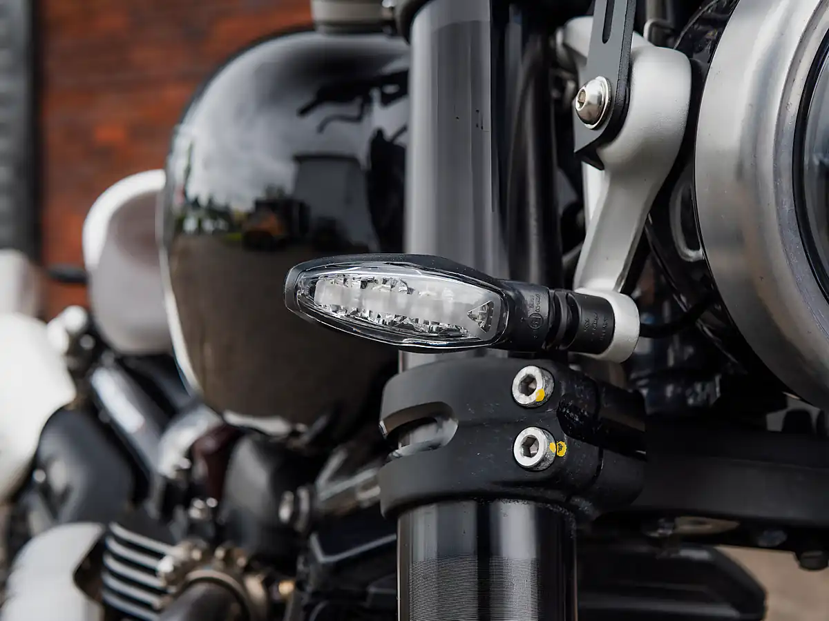 Used 2024 Triumph Scrambler 1200 X Sapphire Black - Interior and Exterior details 6