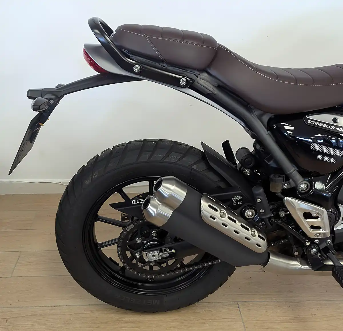 Used 2024 Triumph Scrambler 400 Modern Classics Black - Interior and Exterior details 11