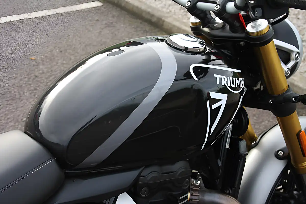 Used 2024 Triumph Speed 400 Black/Grey - Interior and Exterior details 10