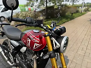 Used 2024 Triumph Speed 400 Red/Grey - Interior and Exterior details 15