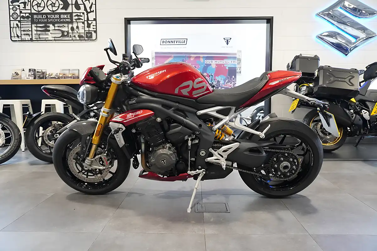 Used 2024 Triumph Speed Triple 1200 RS Red Metallic - Interior and Exterior details 2