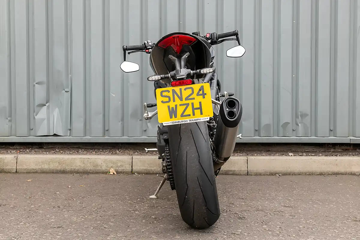 Used 2024 Triumph Speed Triple 1200 RS Sapphire Black - Interior and Exterior details 7