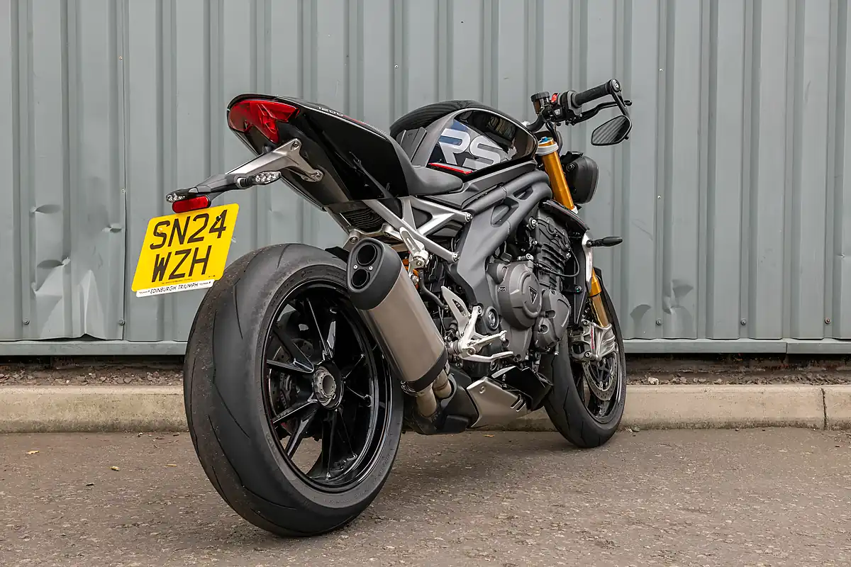 Used 2024 Triumph Speed Triple 1200 RS Sapphire Black - Interior and Exterior details 8