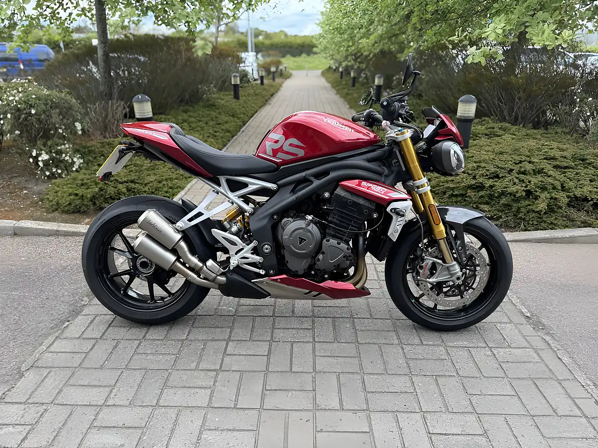 Used 2024 Triumph Speed Triple RS Red - Front View