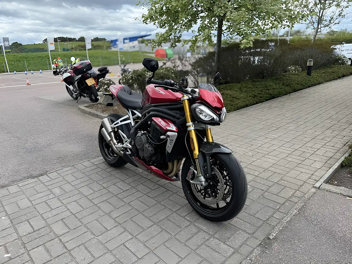 Used 2024 Triumph Speed Triple RS Red - Interior and Exterior details 4