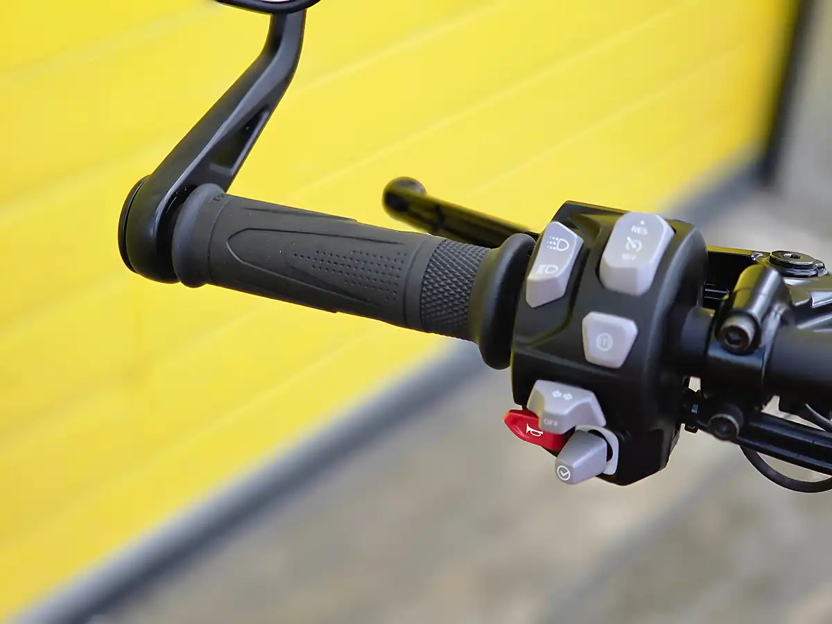 Used 2024 Triumph Speed Triple RS Red - Interior and Exterior details 15