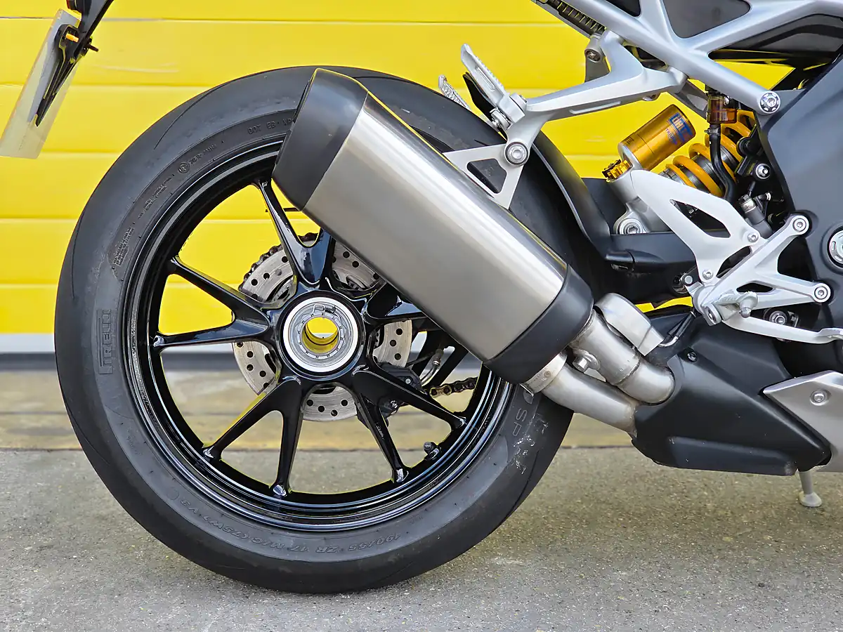 Used 2024 Triumph Speed Triple RS Red - Interior and Exterior details 8