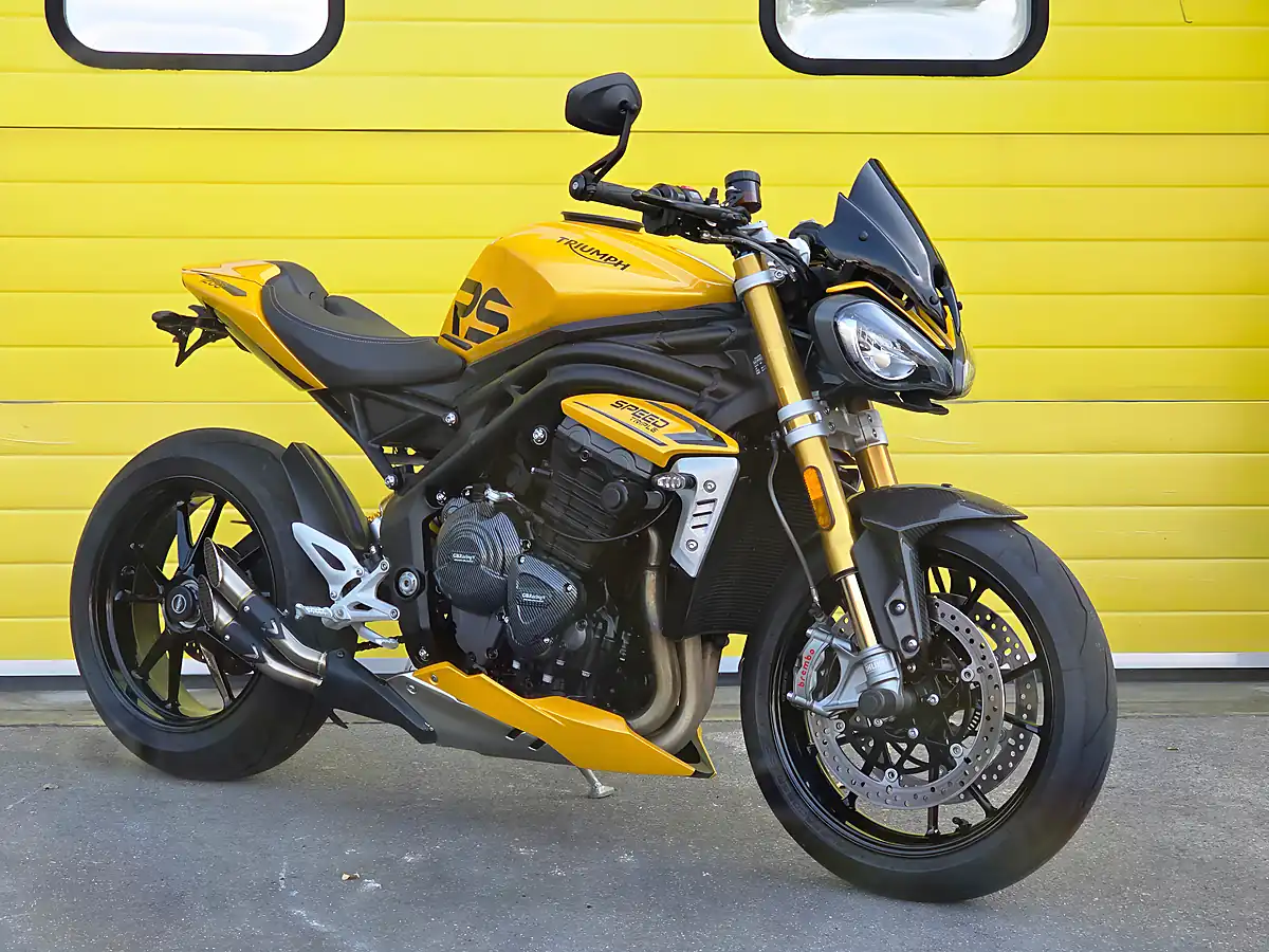 Used 2024 Triumph Speed Triple RS Yellow - Front View