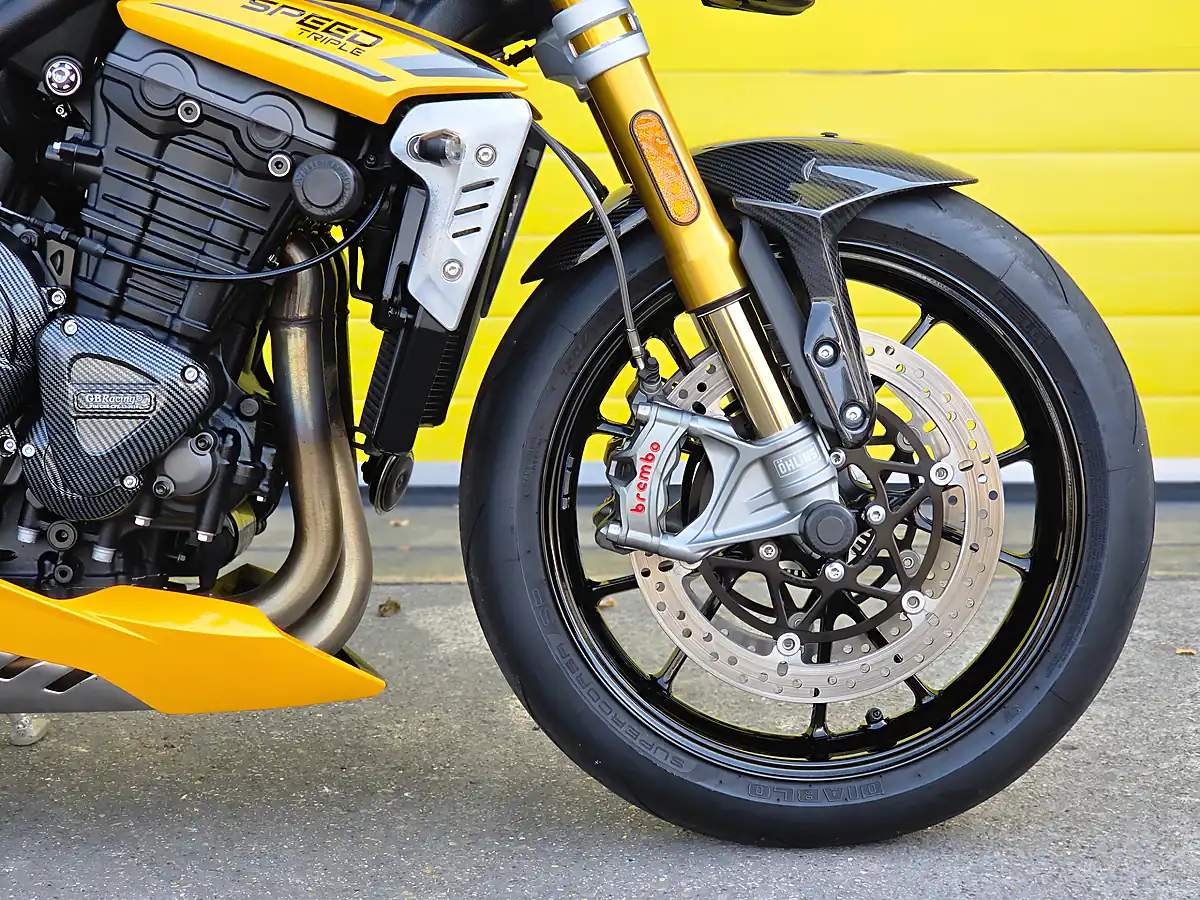 Used 2024 Triumph Speed Triple RS Yellow - Interior and Exterior details 17