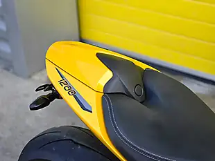 Used 2024 Triumph Speed Triple RS Yellow - Interior and Exterior details 19
