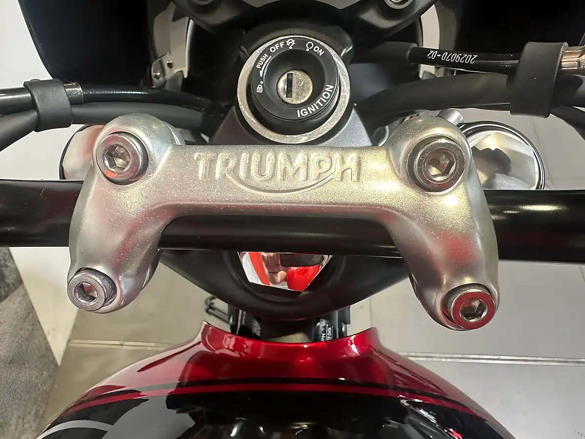 Used 2024 Triumph Speed Twin 900 Classic Red - Interior and Exterior details 18