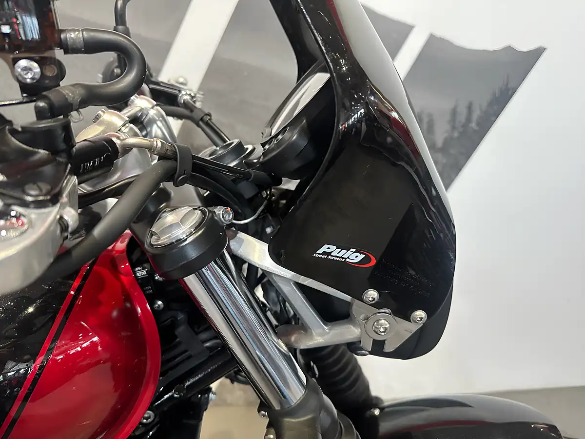 Used 2024 Triumph Speed Twin 900 Classic Red - Interior and Exterior details 7