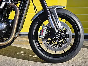 Used 2024 Triumph Speed Twin Black - Interior and Exterior details 10