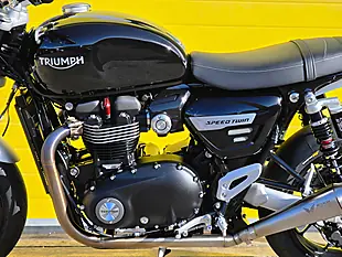 Used 2024 Triumph Speed Twin Black - Interior and Exterior details 16