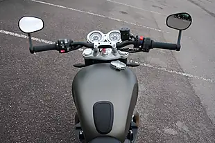 Used 2024 Triumph Speed Twin Classic Grey - Interior and Exterior details 10