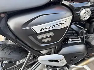 Used 2024 Triumph Speed Twin Matt Baja Orange - Interior and Exterior details 13
