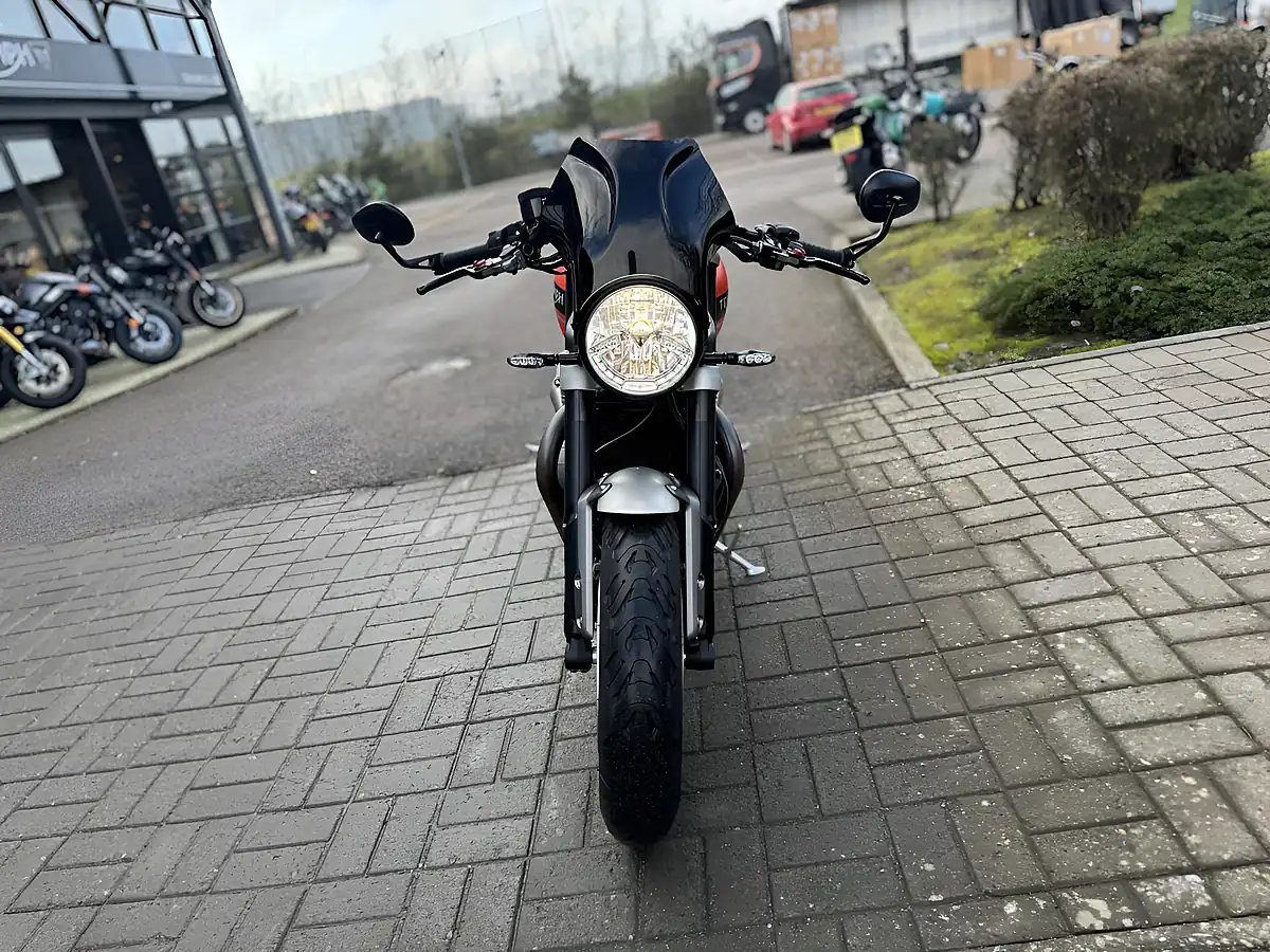 Used 2024 Triumph Speed Twin Matt Baja Orange - Interior and Exterior details 5