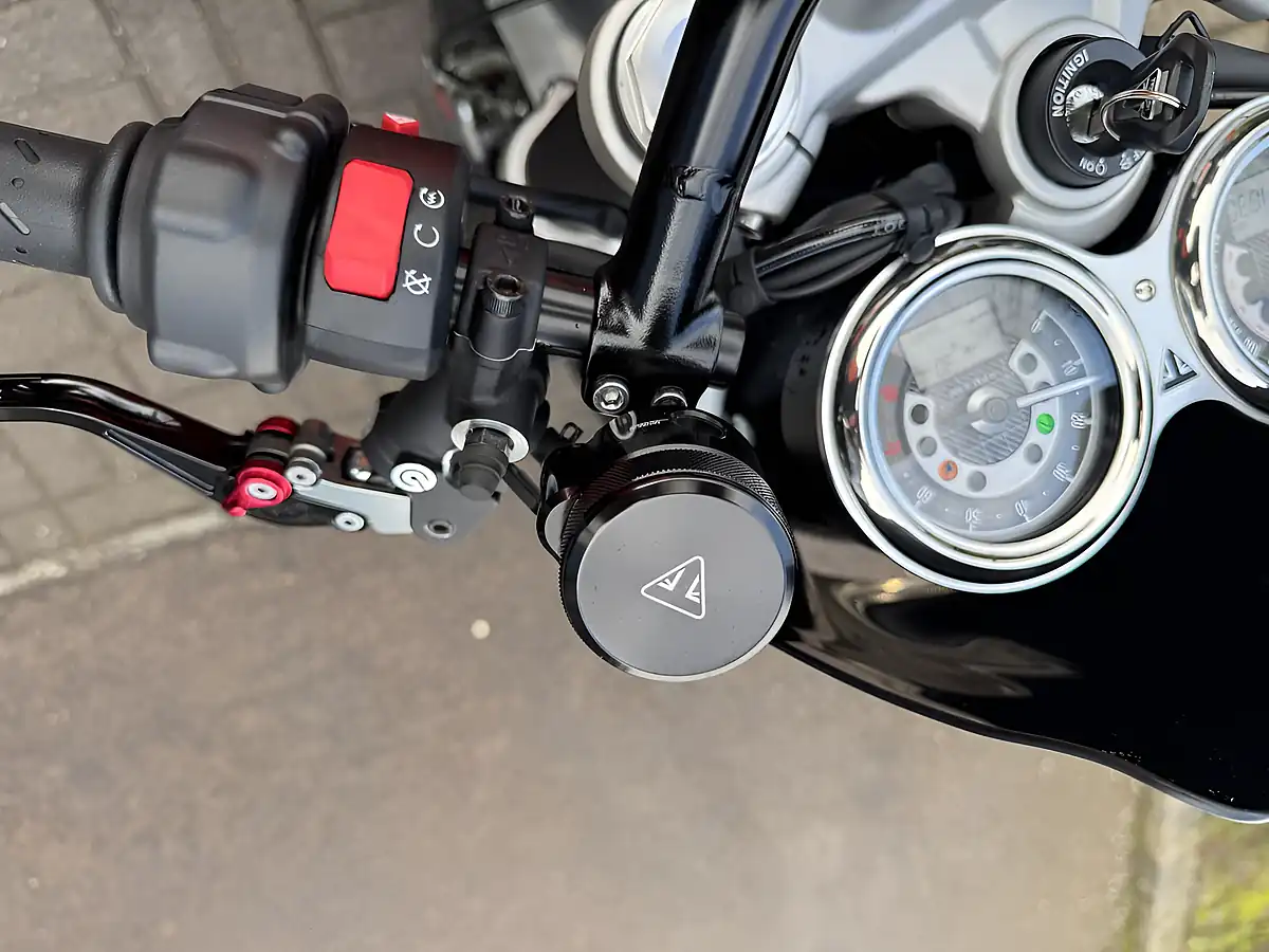 Used 2024 Triumph Speed Twin RS Orange - Interior and Exterior details 15