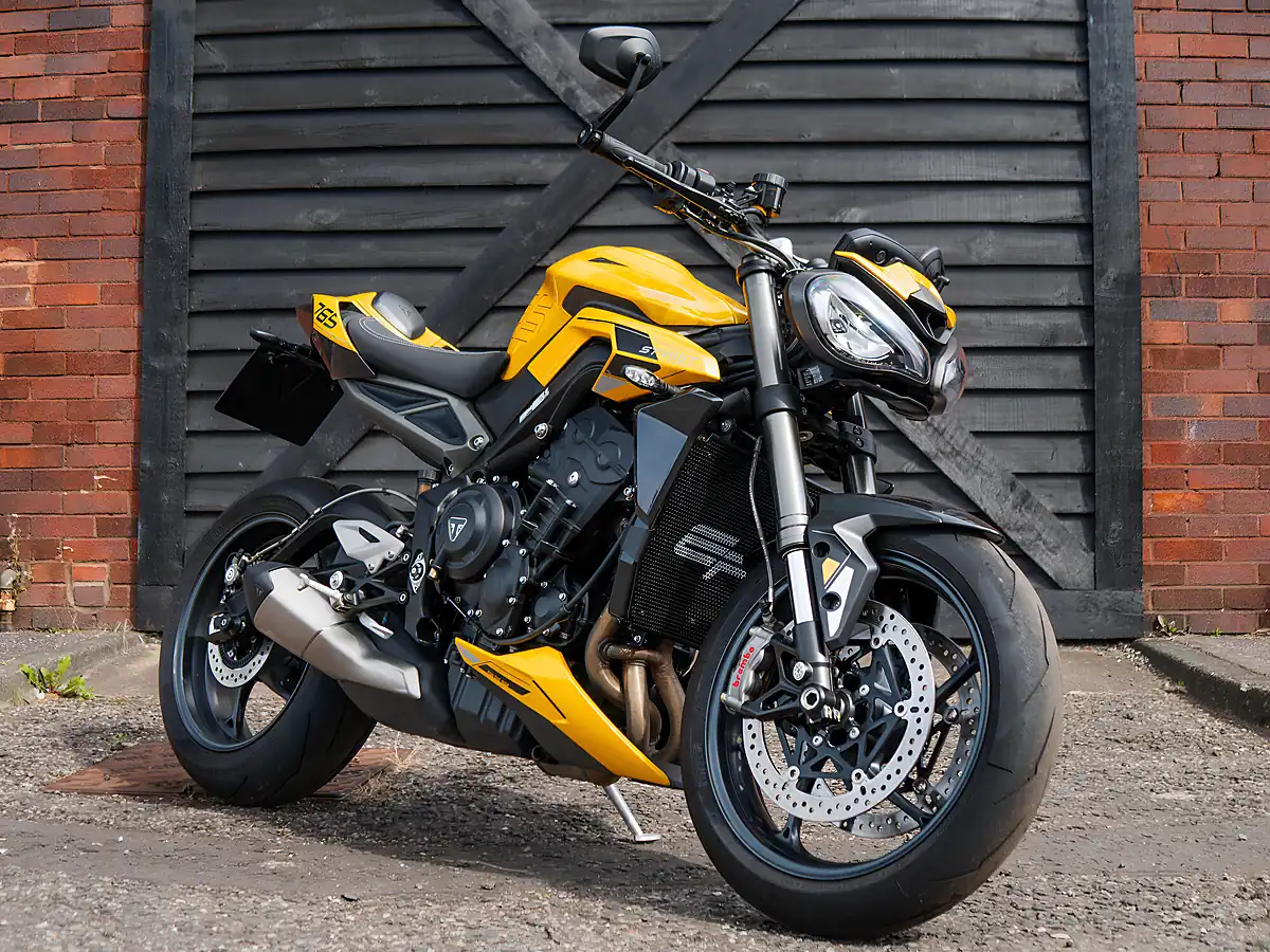 Used 2024 Triumph Street Triple 765 RS Cosmic Yellow - Front View