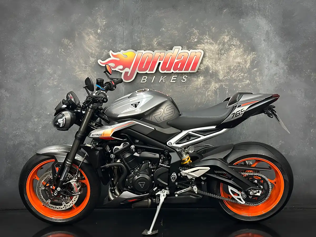 Used 2024 Triumph Street Triple 765 RS Silver - Interior and Exterior details 2