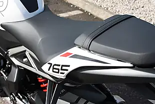 Used 2024 Triumph Street Triple R White - Interior and Exterior details 10