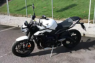 Used 2024 Triumph Street Triple R White - Interior and Exterior details 7