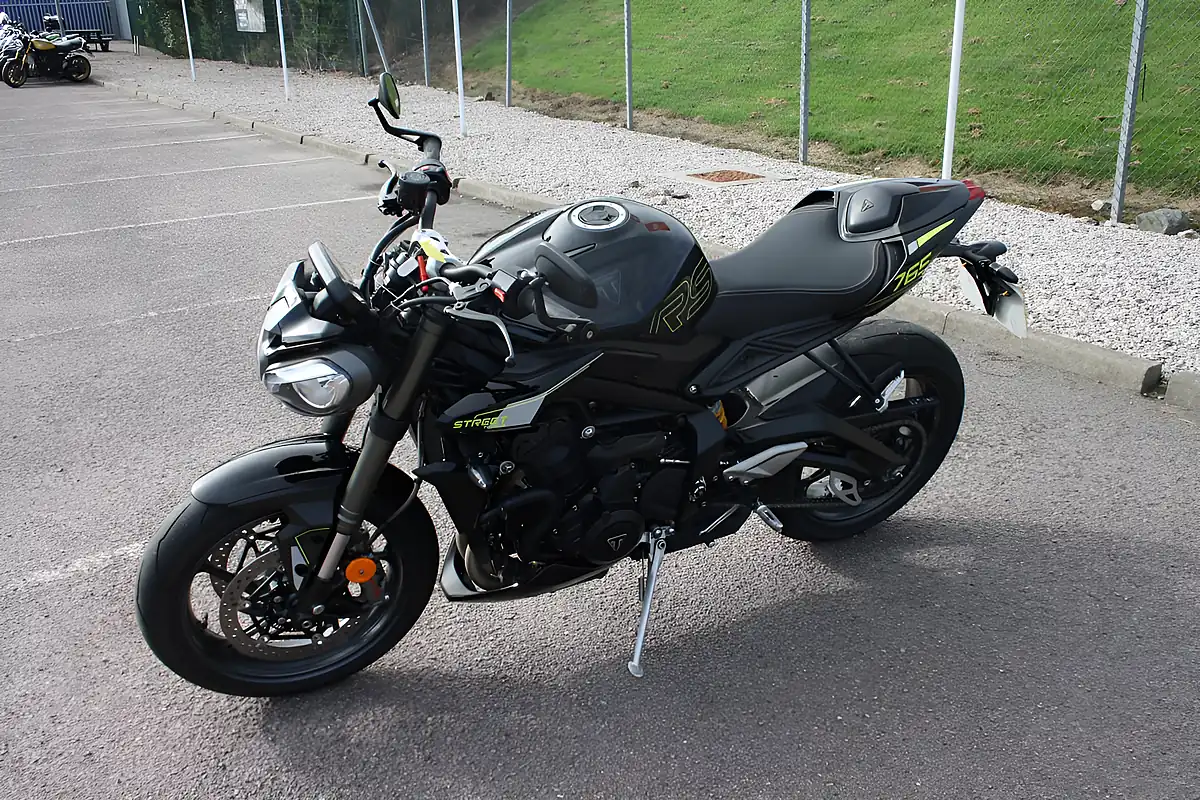 Used 2024 Triumph Street Triple RS Phantom Black - Interior and Exterior details 9