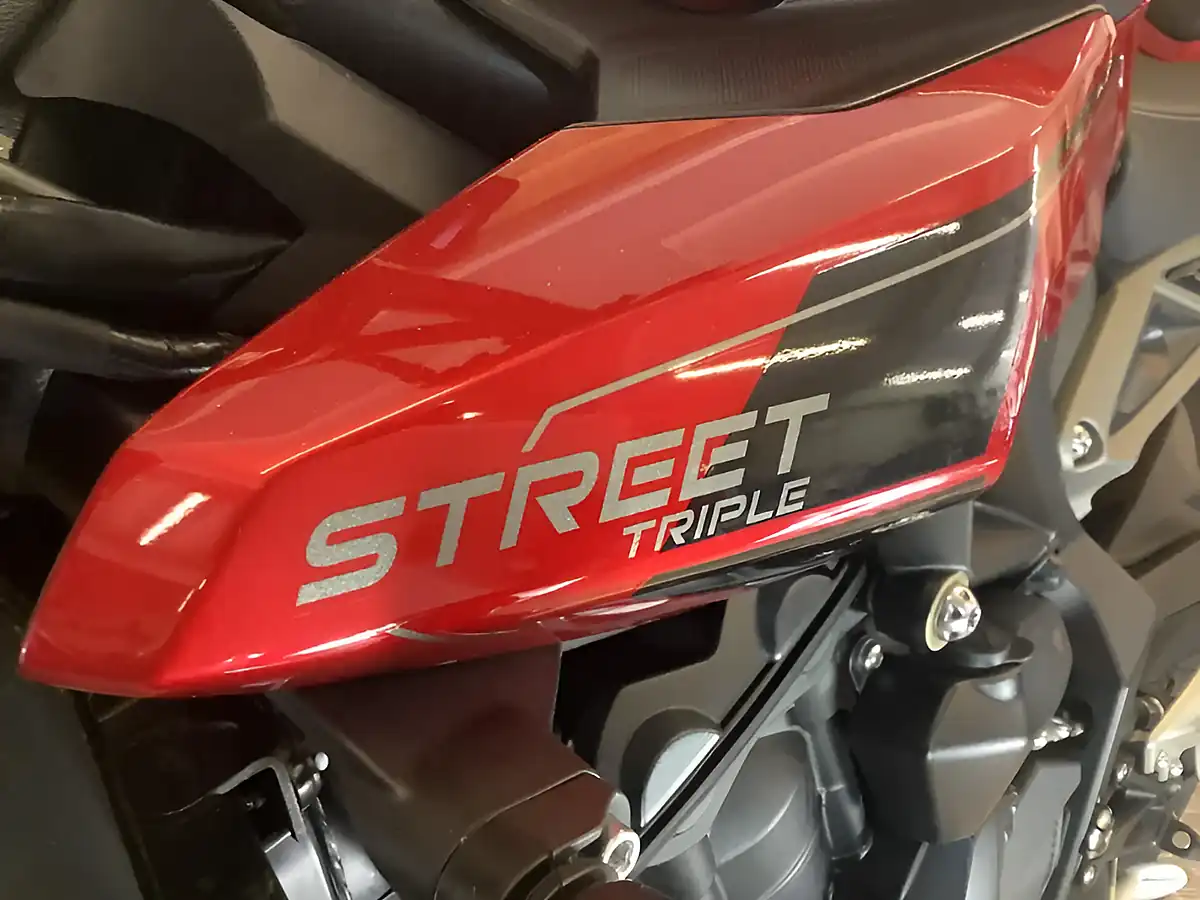 Used 2024 Triumph Street Triple RS Red - Interior and Exterior details 10