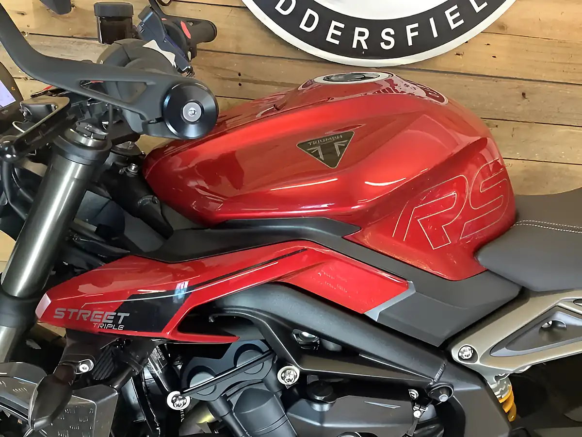 Used 2024 Triumph Street Triple RS Red - Interior and Exterior details 11