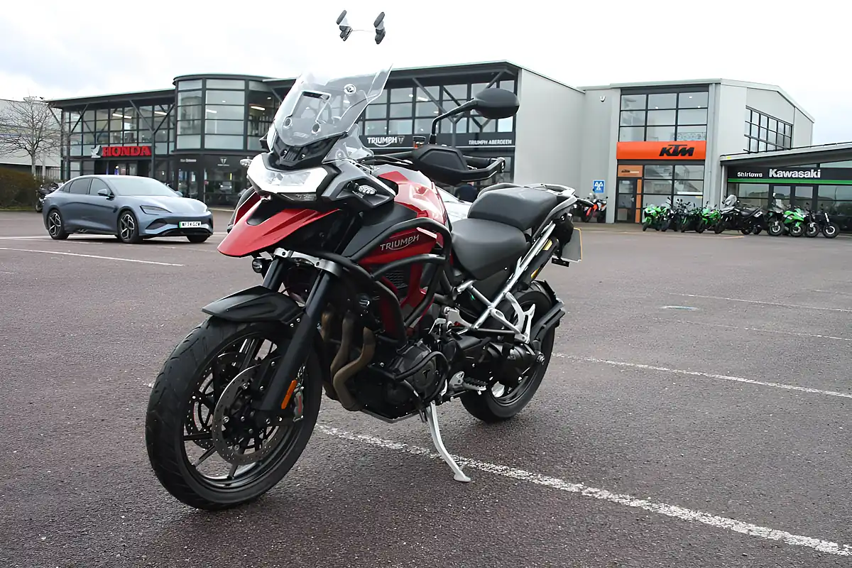 Used 2024 Triumph Tiger 1200 GT Pro Red - Interior and Exterior details 6