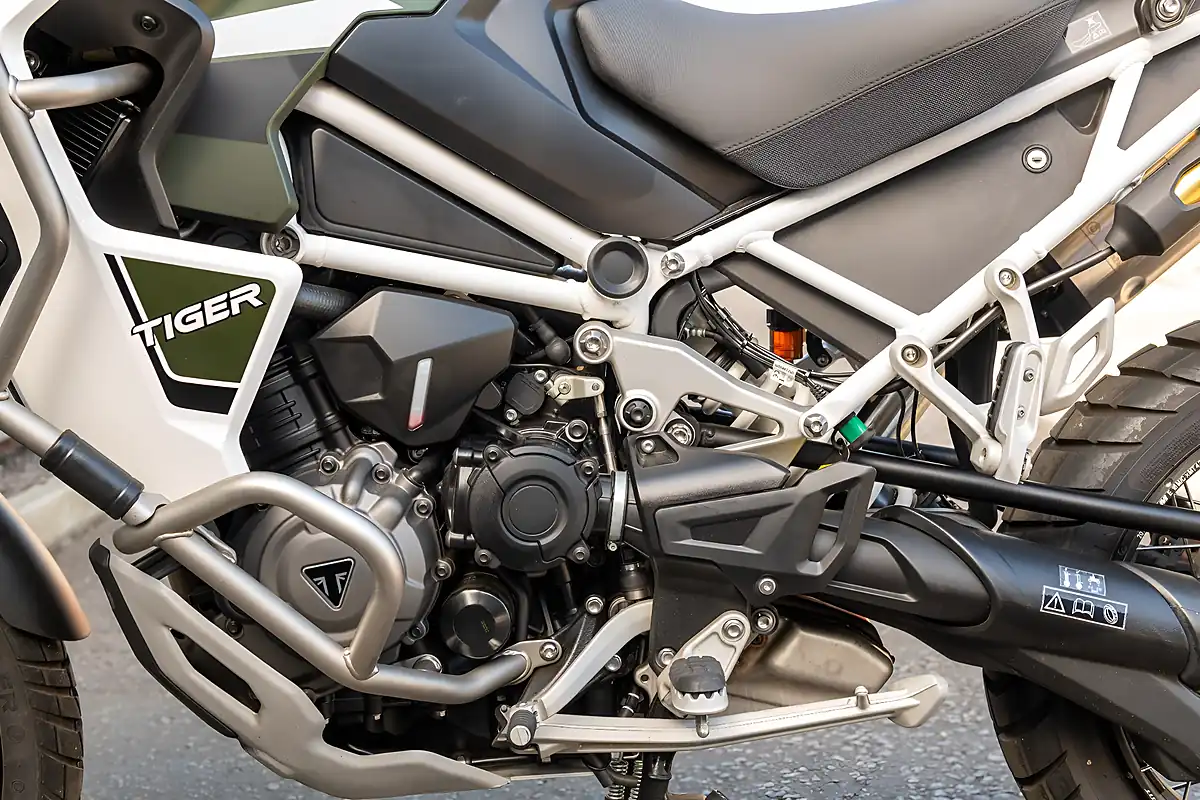 Used 2024 Triumph Tiger 1200 Rally Explorer Matt Khaki - Interior and Exterior details 16