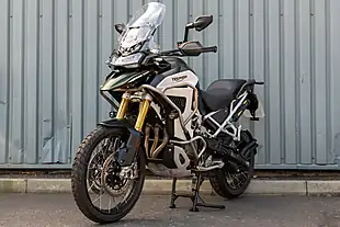Used 2024 Triumph Tiger 1200 Rally Explorer Matt Khaki - Interior and Exterior details 5