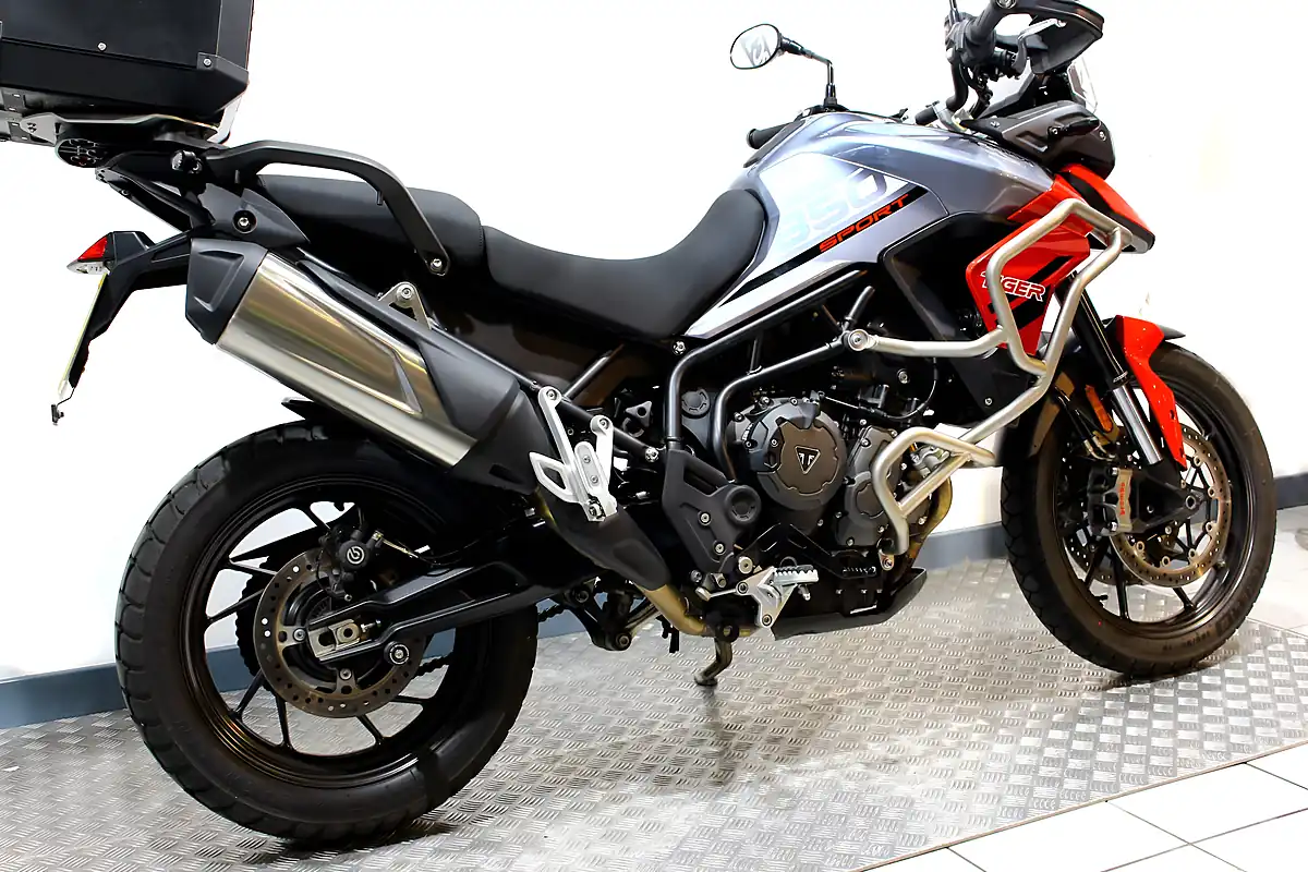 Used 2024 Triumph Tiger 850 Sport Red - Interior and Exterior details 3