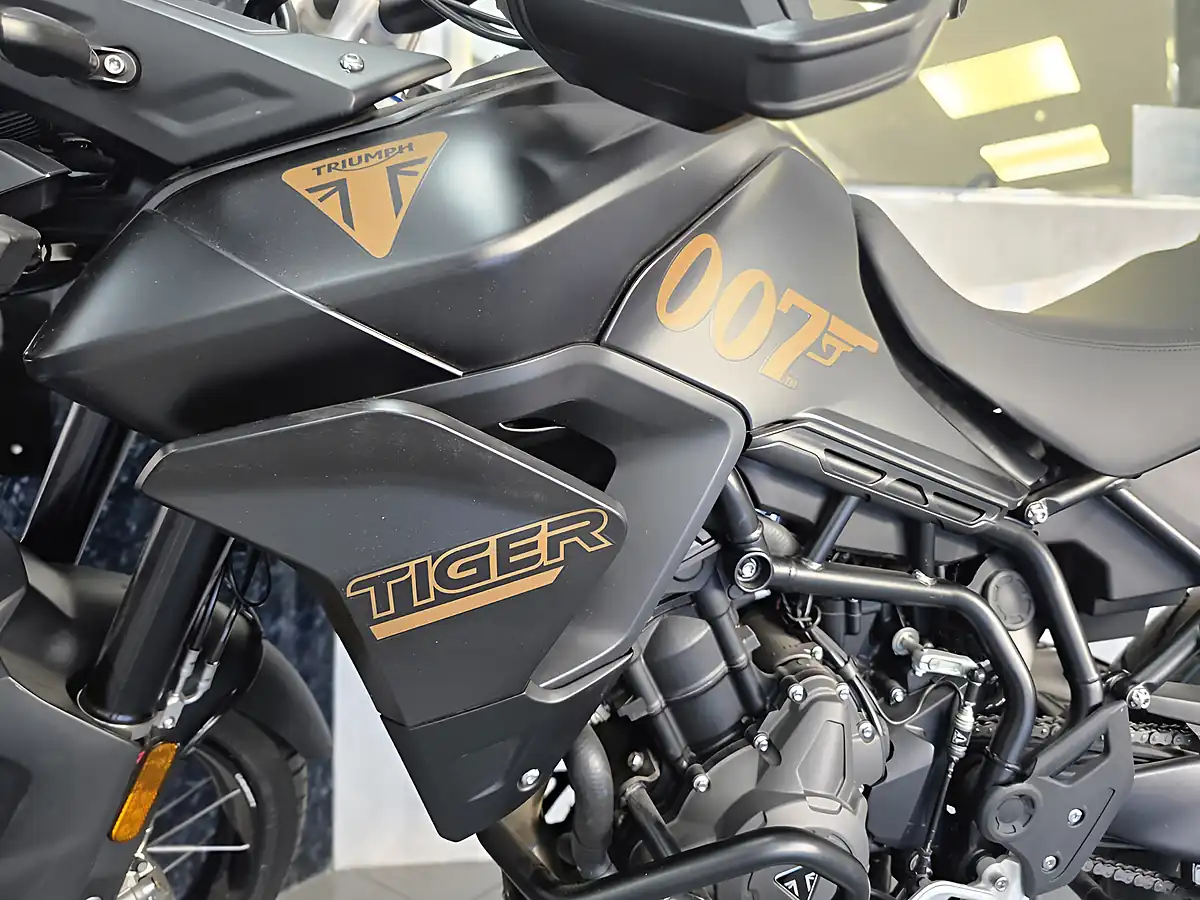 Used 2024 Triumph Tiger 900 Bond Edition Adventure Green - Interior and Exterior details 2