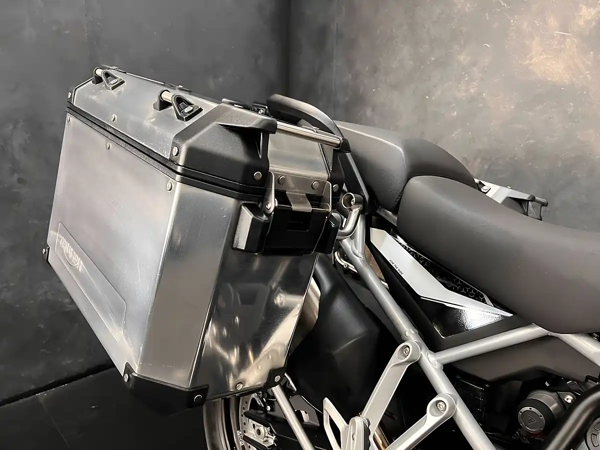 Used 2024 Triumph Tiger 900 GT Pro White - Interior and Exterior details 10