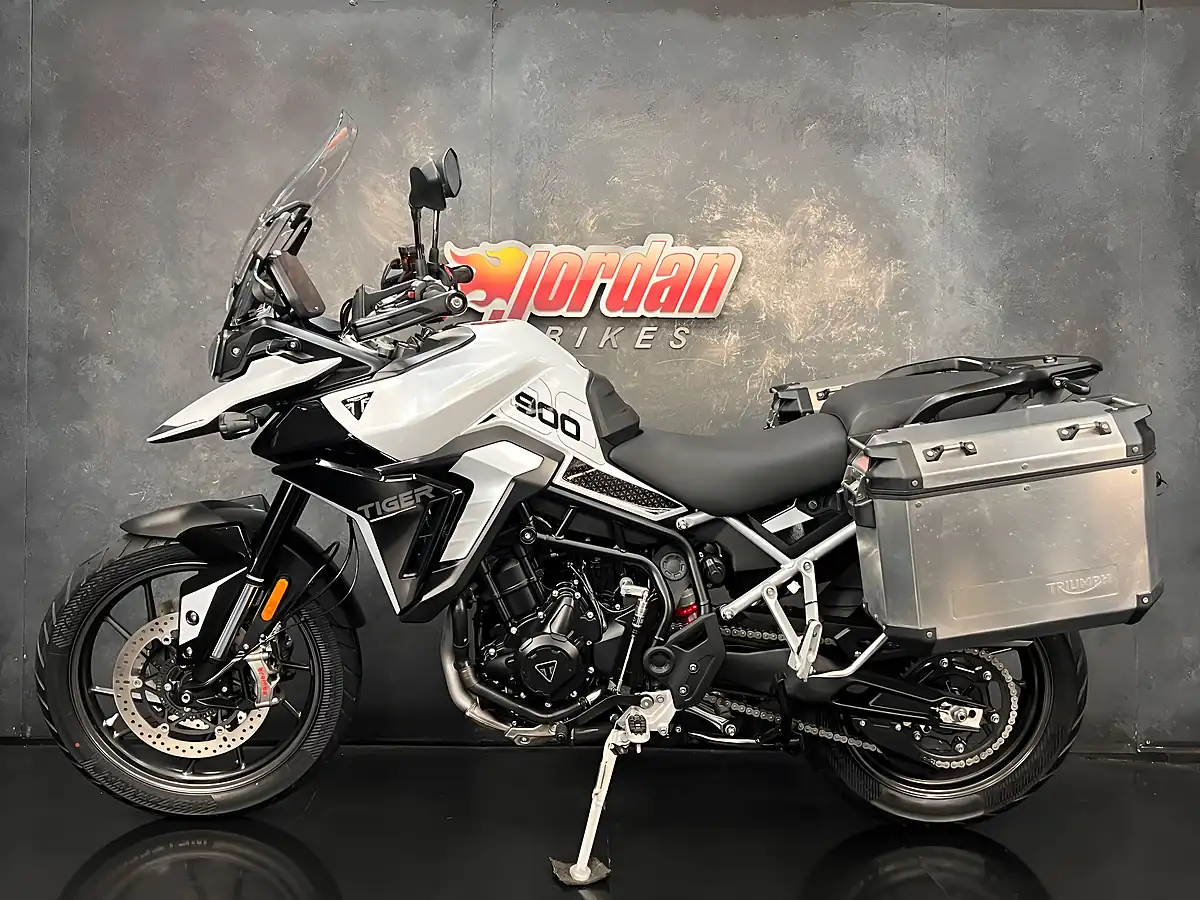 Used 2024 Triumph Tiger 900 GT Pro White - Interior and Exterior details 2