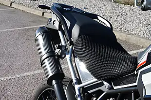 Used 2024 Triumph Tiger 900 Rally Pro Grey - Interior and Exterior details 18