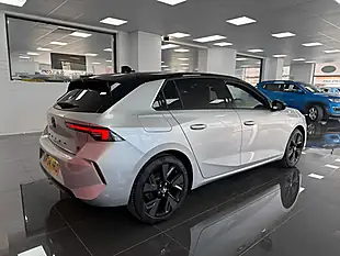 Used 2024 Vauxhall Astra Electric Gs Silver - Interior and Exterior details 2