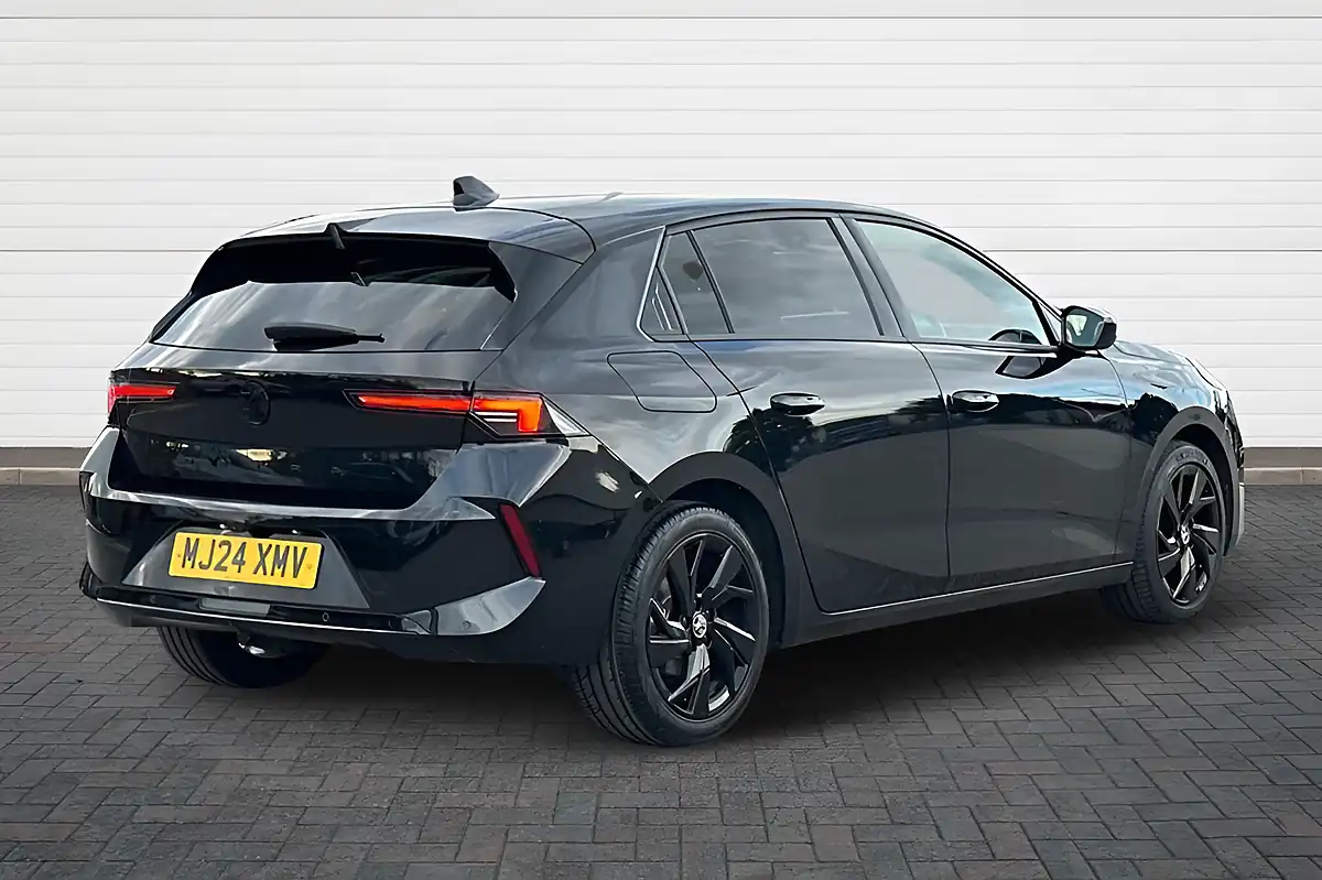 Used 2024 Vauxhall Astra Gs Black - Interior and Exterior details 3