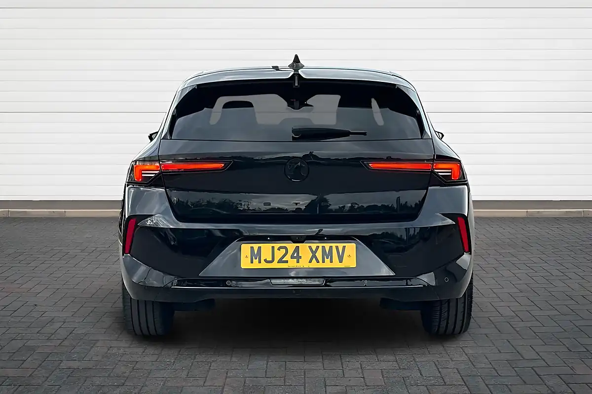 Used 2024 Vauxhall Astra Gs Black - Interior and Exterior details 4