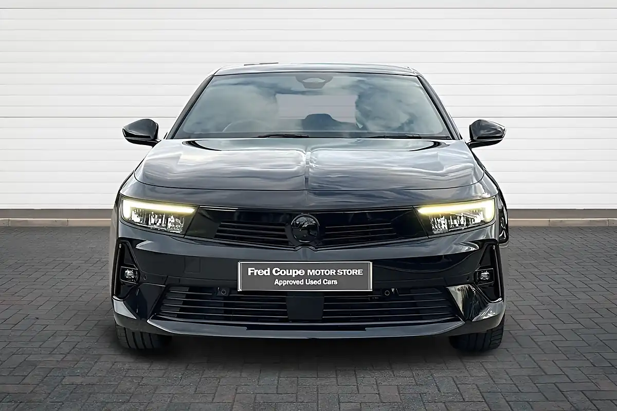 Used 2024 Vauxhall Astra Gs Black - Interior and Exterior details 8