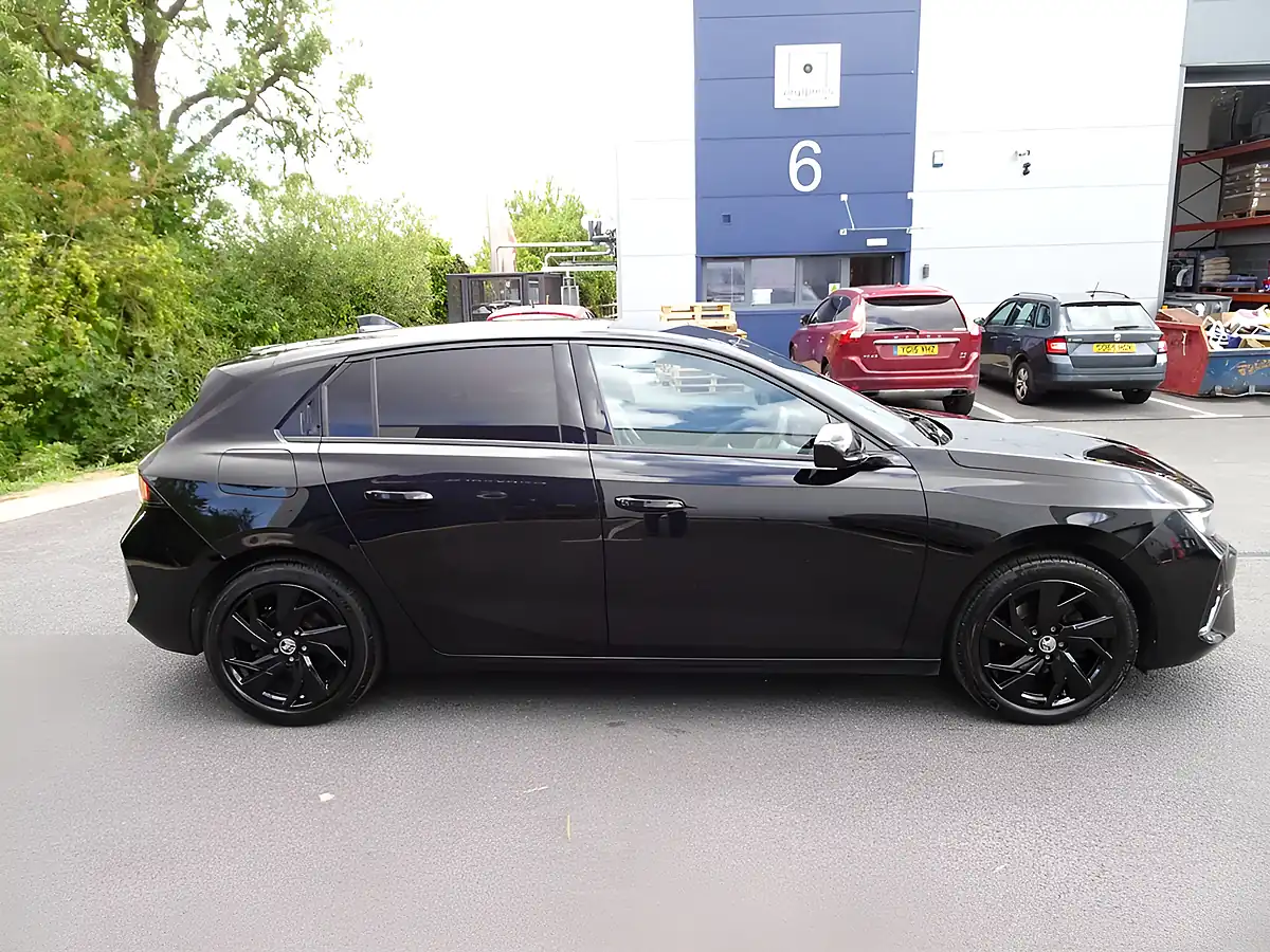 Used 2024 Vauxhall Astra Gs Carbon Black - Interior and Exterior details 11